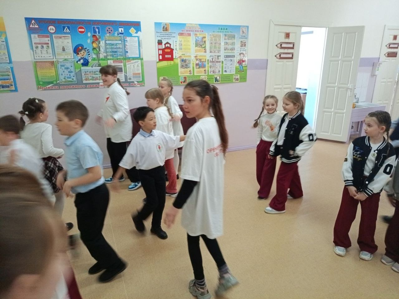 Бодрая зарядка: Зарядись энергией на весь день!.